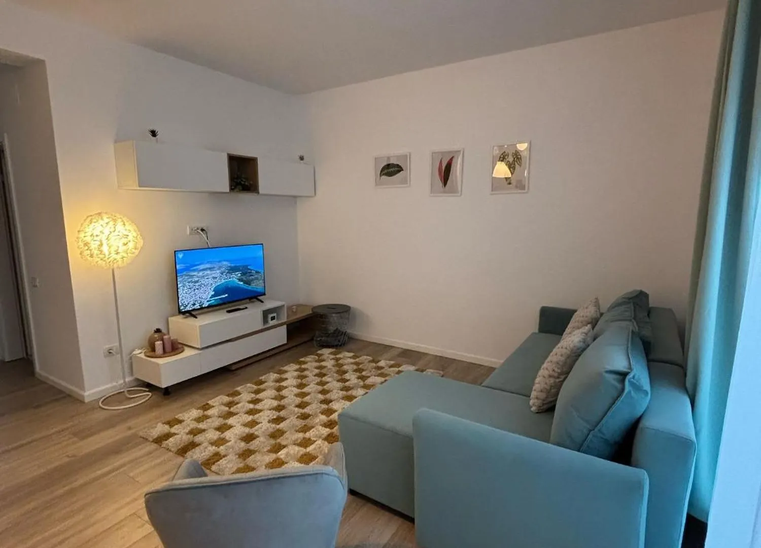 Aerostay Otopeni 0*, Tunari (Ilfov)